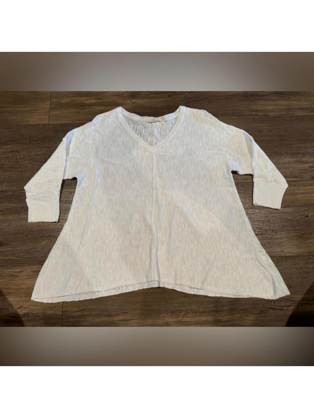 Eileen Fisher White/Off White Organic Linen/Cotton Blend V Neck Shirt Sz XS EUC